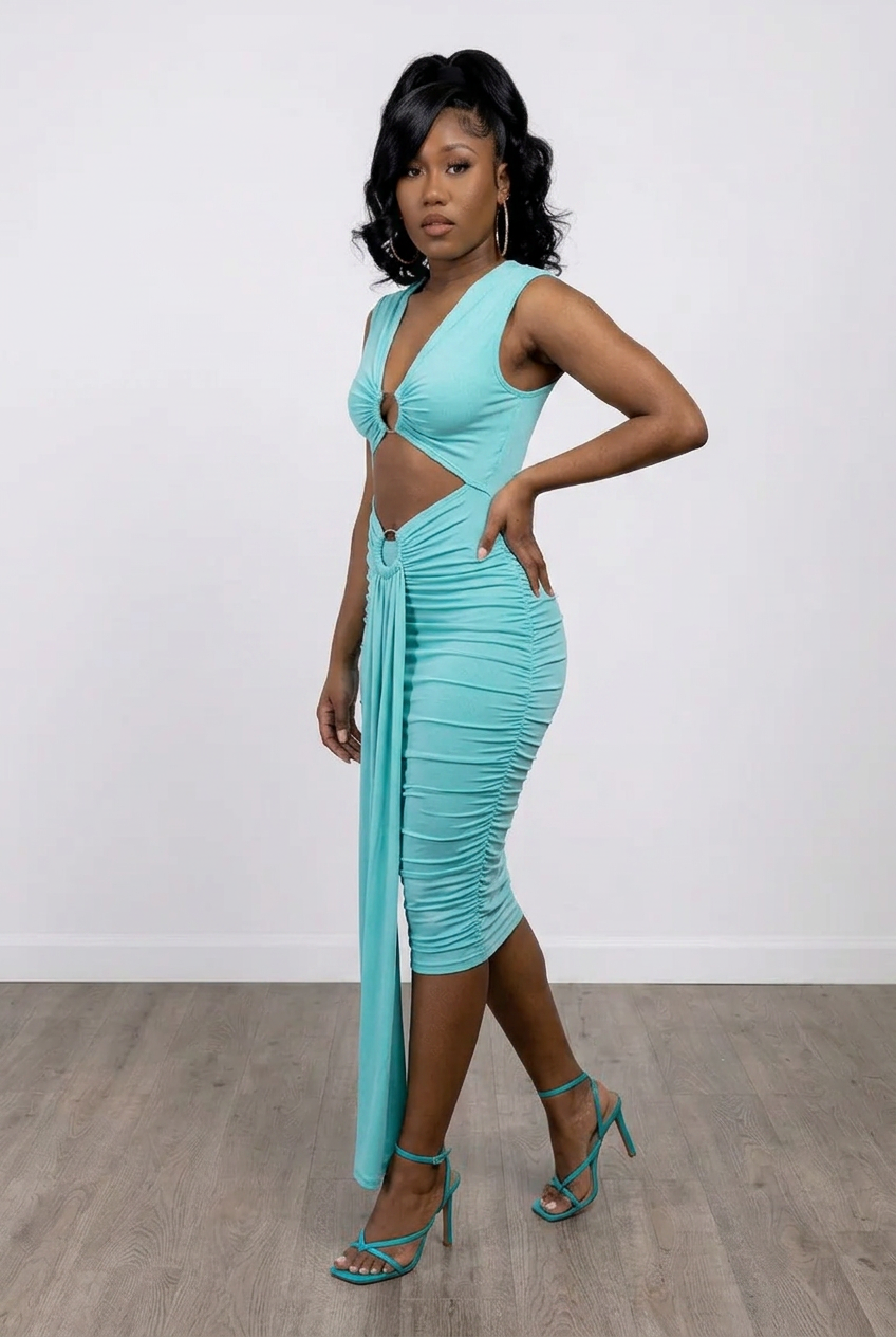 The “Kamille” Dress